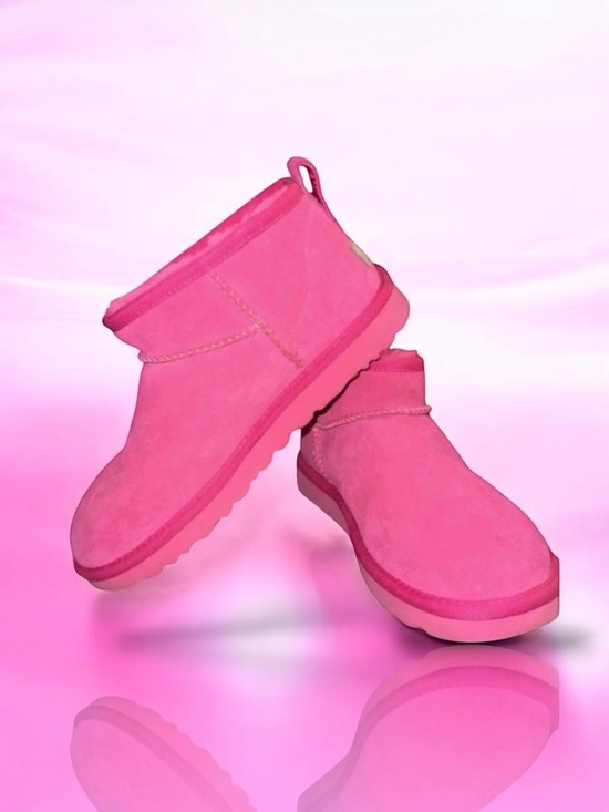UGG Shoes - 💕UGG Classic Ultra Mini Boot • 3.5" Shaft • Taffy Pink • 38 EU / 7 US • MINT!